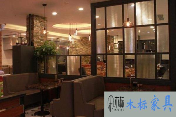 餐廳沙發和家用沙發一樣嗎？ 