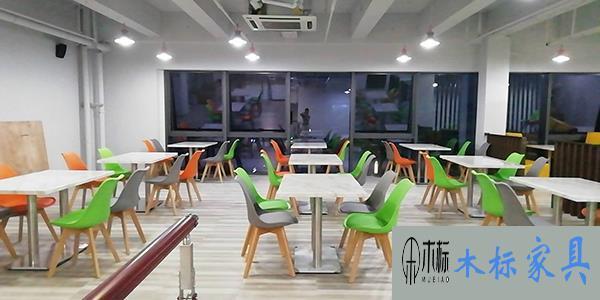 餐飲餐桌椅要怎么分類呢？ 