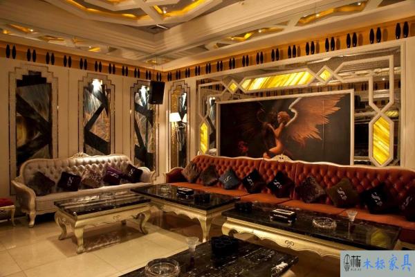 酒吧桌椅設(shè)計(jì)如何選擇裝修更吸引人？ 