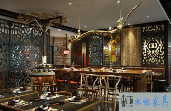 餐飲家具|創(chuàng)意餐廳設計如何裝修復古飯店 