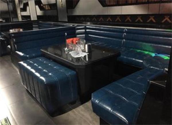 創意慢搖吧酒吧休閑酒吧沙發桌椅